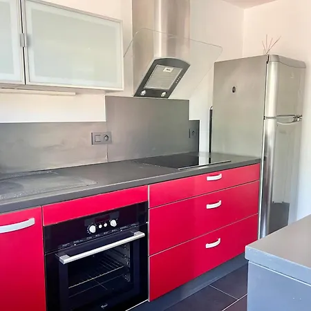 Appartamento T2 *